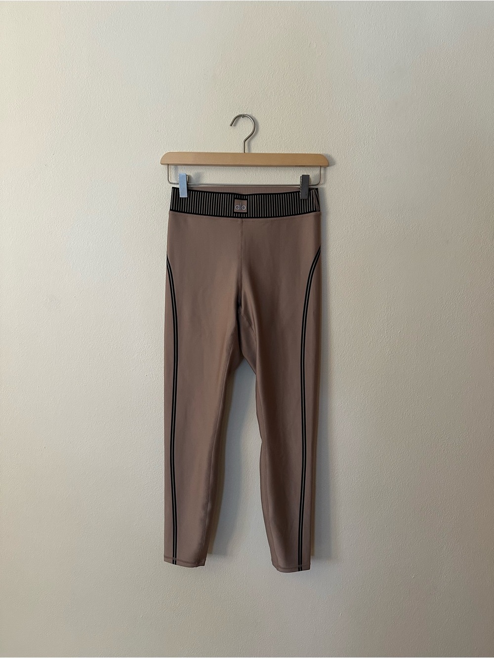 Alo sporty leggings